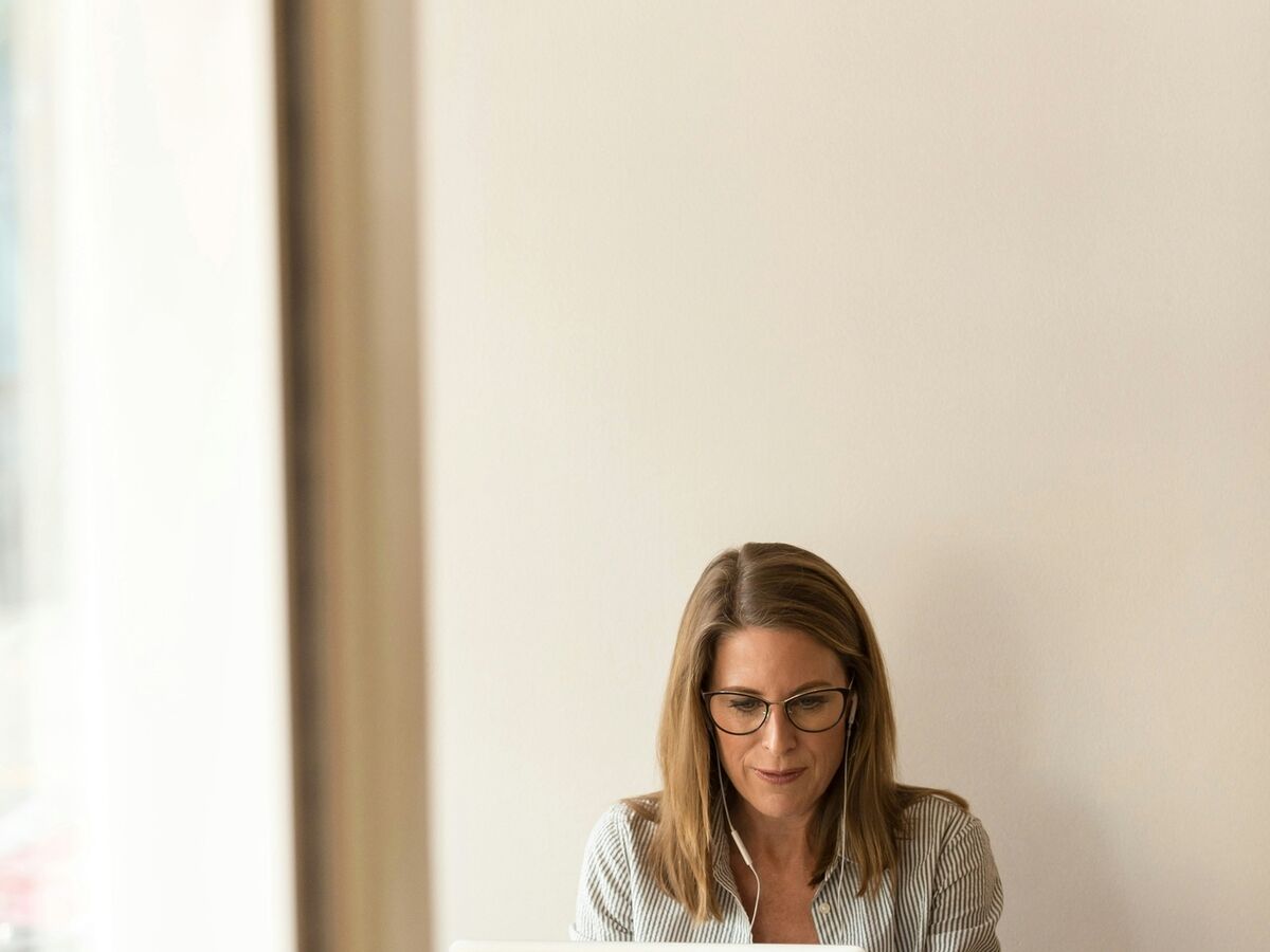 Lady working at laptop