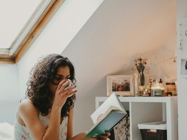 Photo by Toa Heftiba